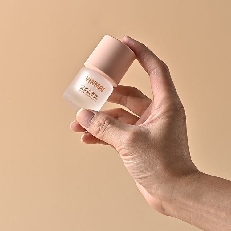 liquid foundation bottle custom logo